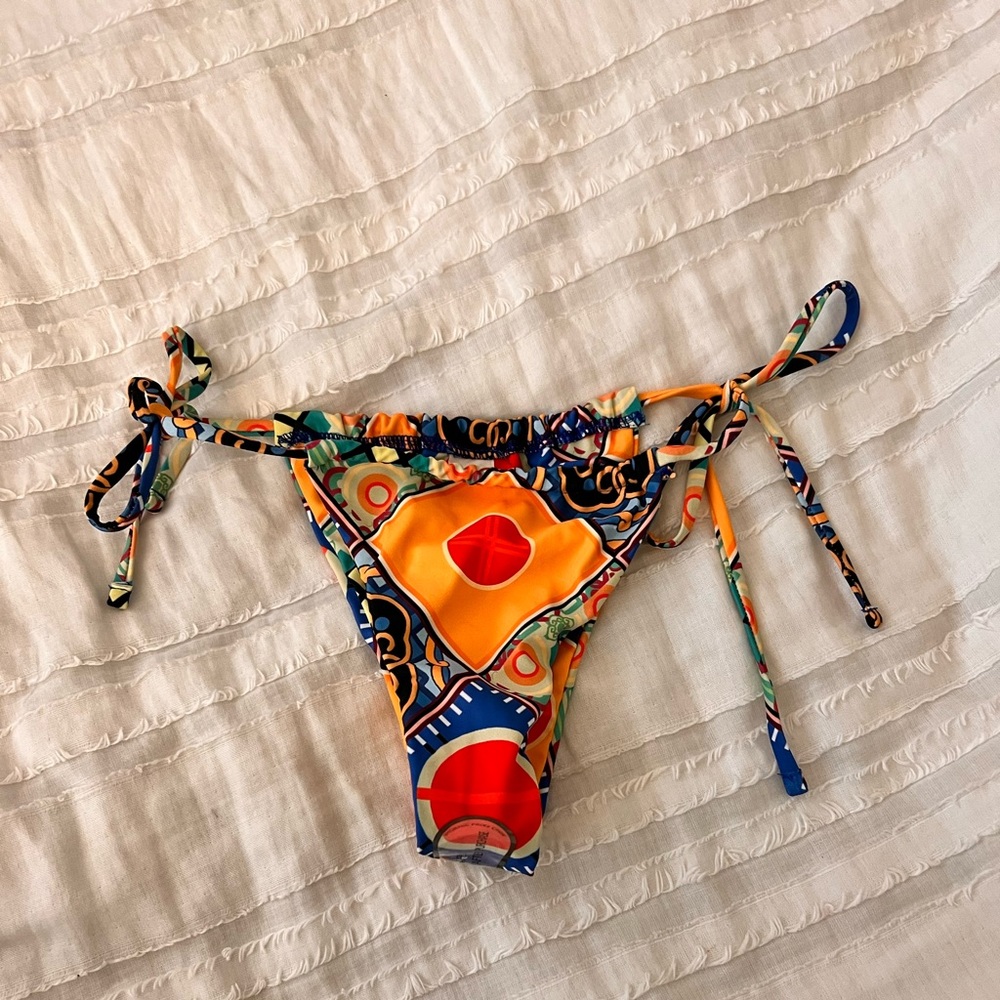 Brand New Tie Side Bottoms